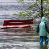 Certaines rivières sont sorties de leur lit à cause des précipitations qui se sont abattues samedi soir. (Photo d'illustration) KEYSTONE/TI-PRESS/SAMUEL GOLAY